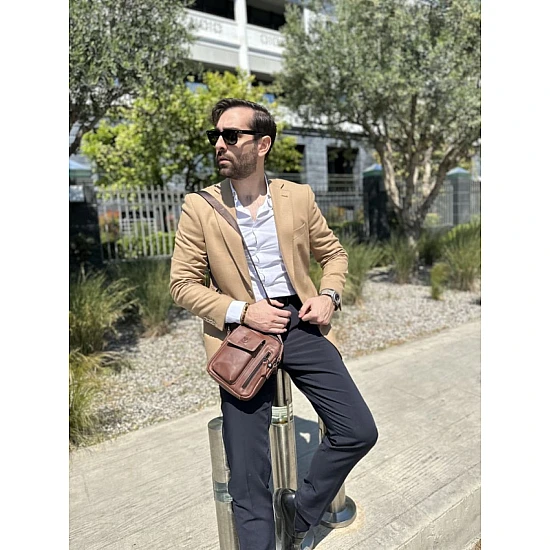 Δερμάτινο τσαντάκι ώμου Bull Captain DJB 037 καφέ