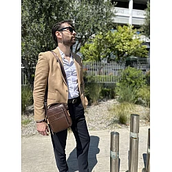 Δερμάτινο τσαντάκι ώμου Bull Captain DJB 888 καφέ