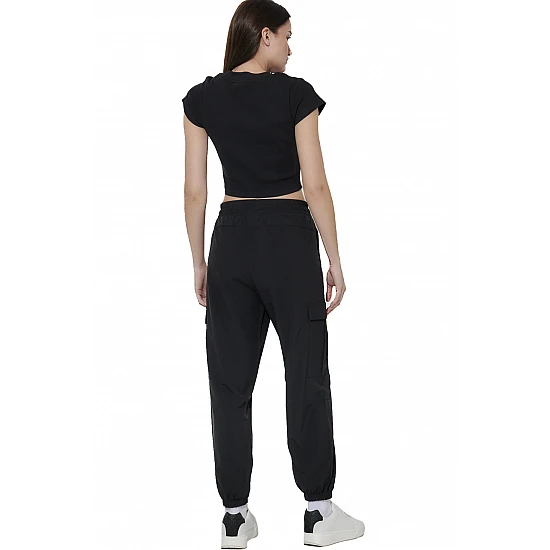 ΓΥΝΑΙΚΕΙΟ CROP T-SHIRT Body Action 051628-01-BLACK
