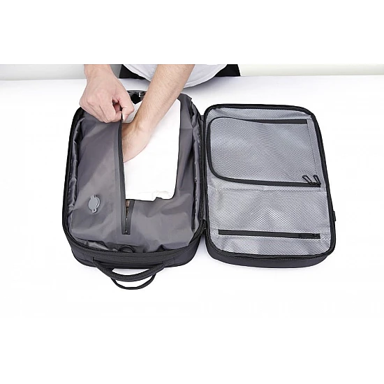 Σακίδιο πλάτης vacuum 36L Laptop 17,3” Bange 3028 μαύρο