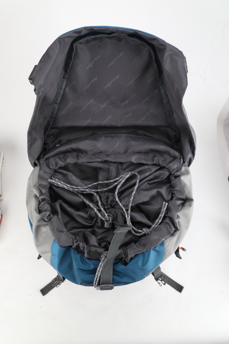 Σακίδιο πλάτης TREKING Ορειβατικό 70L αδιάβροχο ΜΑUI & SONS 2710 Μπλε