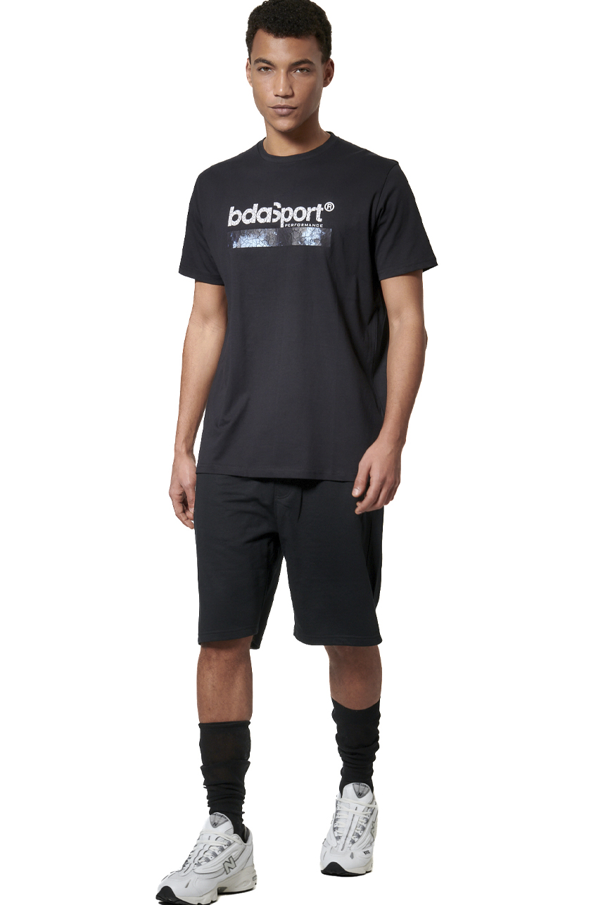 ΑΝΔΡΙΚΗ ΚΛΑΣΙΚΗ ΒΕΡΜΟΥΔΑ Body Action 033616-01-BLACK