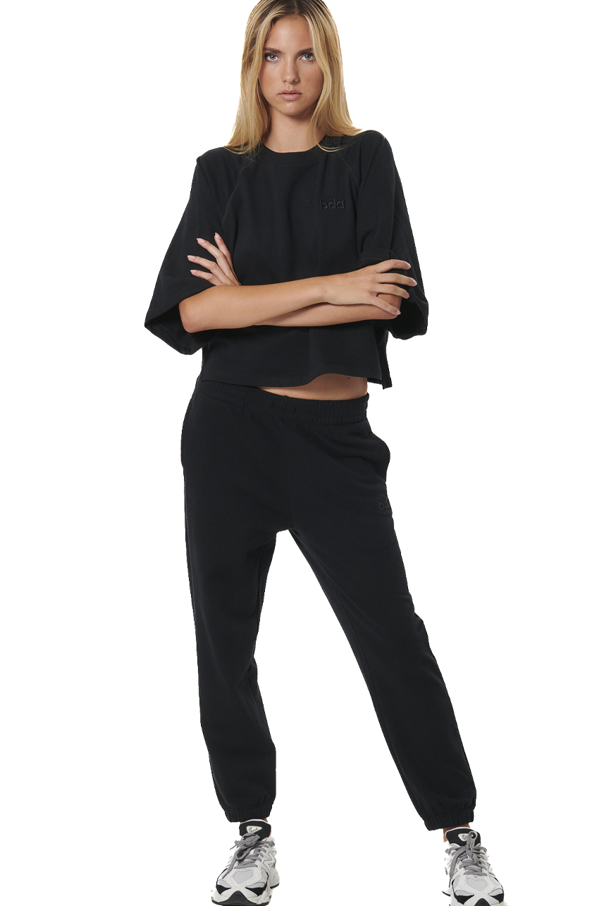 ΓΥΝΑΙΚΕΙΑ CROPPED ΜΠΛΟΥΖΑ  Body Action 061526-01-BLACK