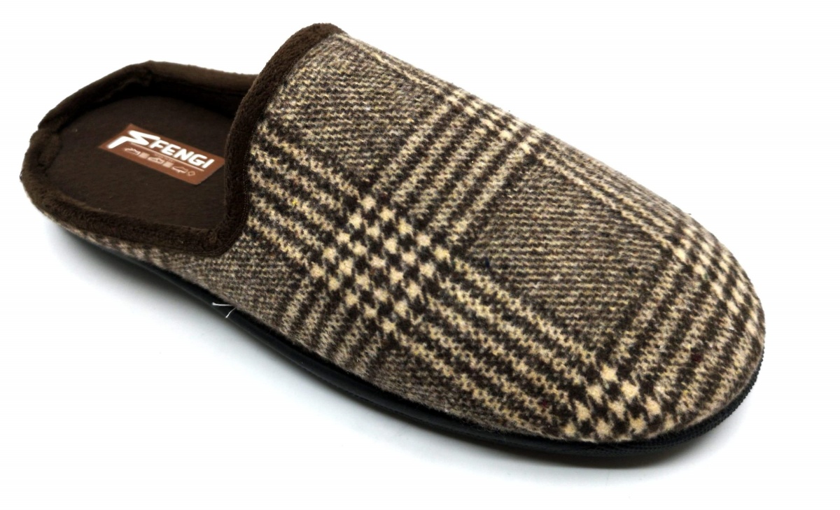 Ανδρική παντόφλα In Fashion 68822 καφέ